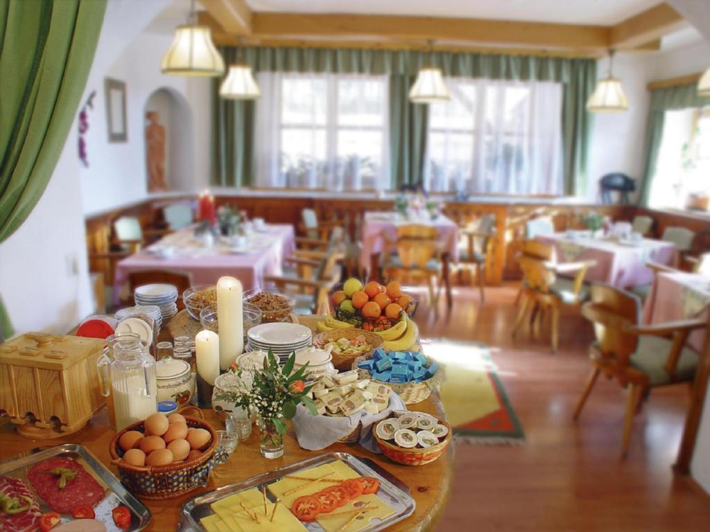 Krosbacher Hof Seefeld in Tirol Room photo