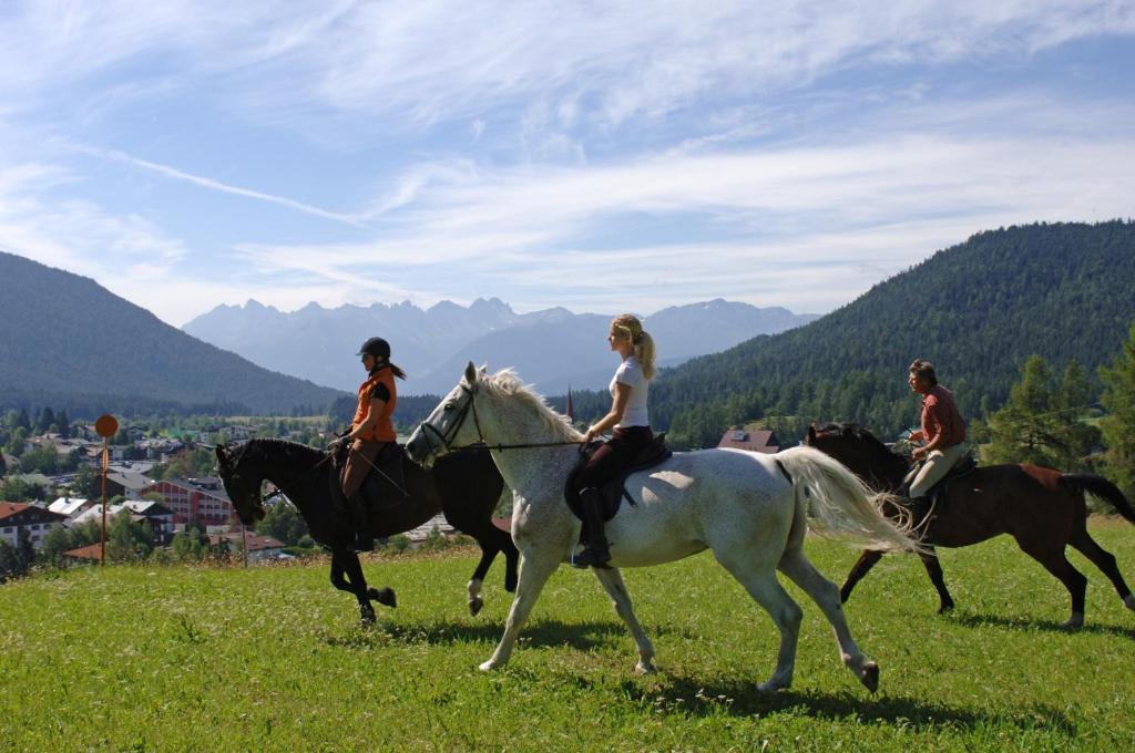 Krosbacher Hof Seefeld in Tirol Exterior photo